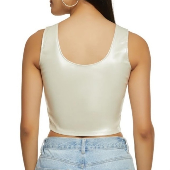 PEARLY ☆ FAUX LEATHER ☆ HOOK & EYE ☆ BUSTIER TOP ☆ M ☆ NWOT - Picture 3 of 8